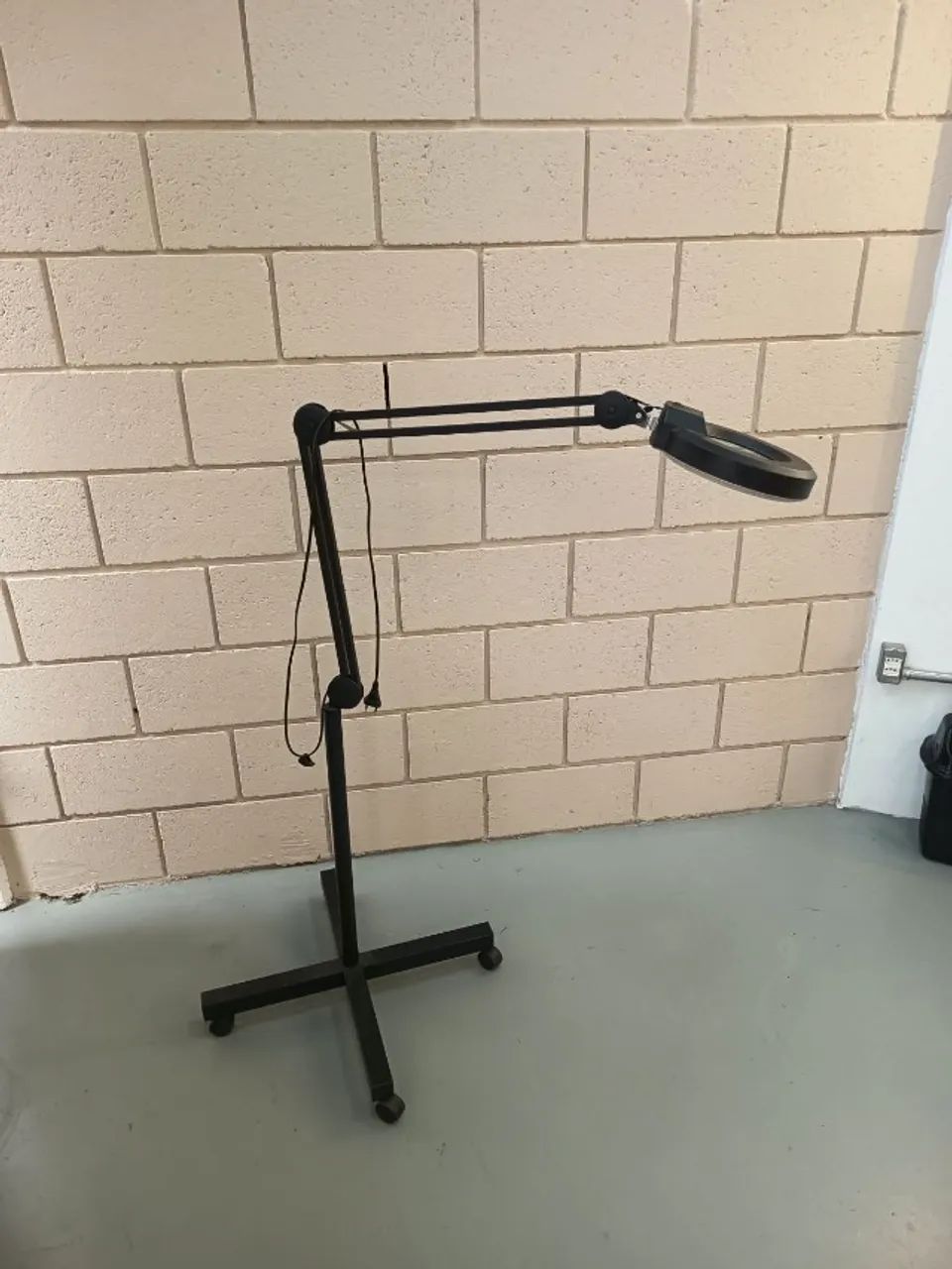 Luminária lupa led bivolt