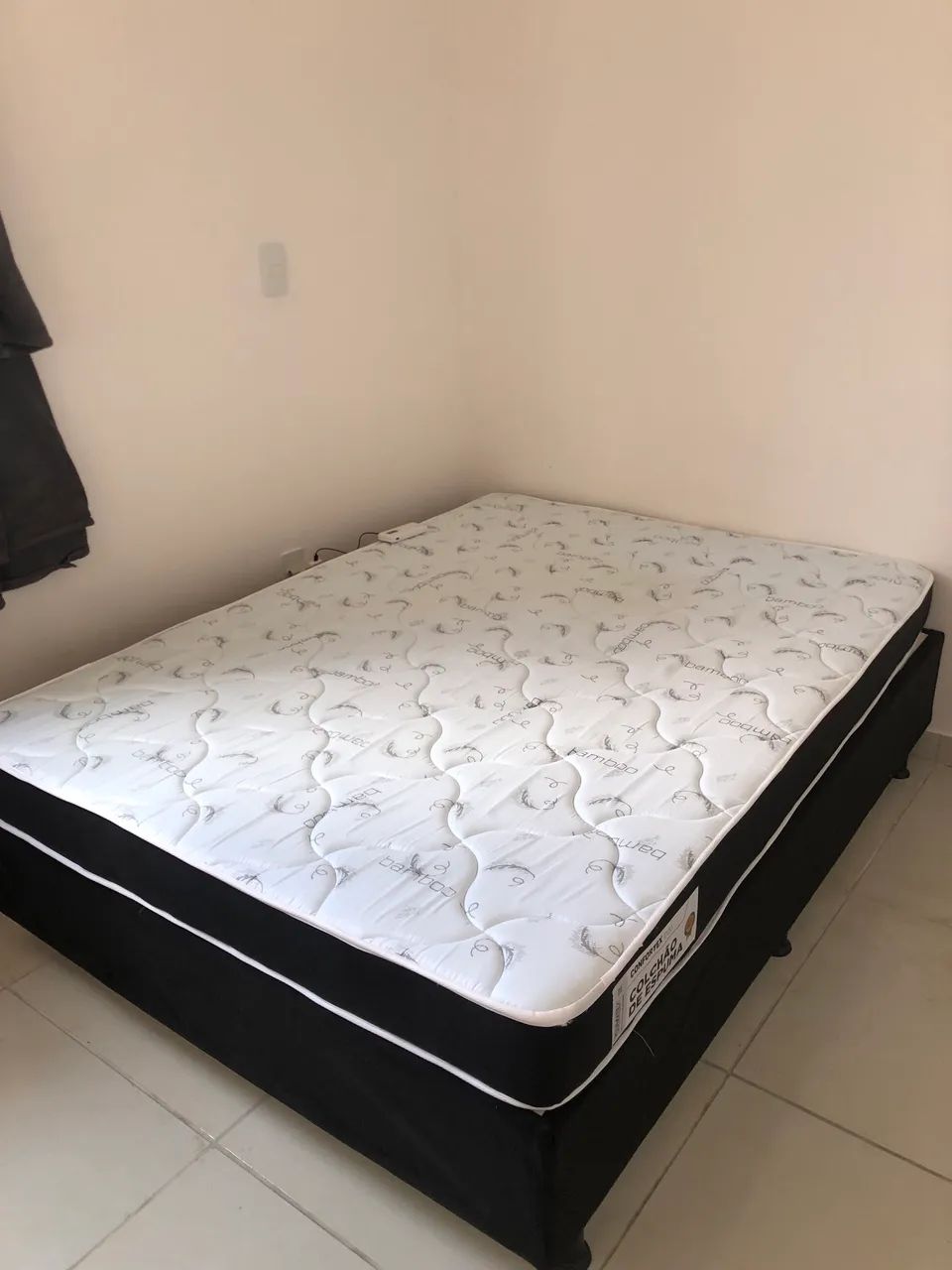 Vendo Cama Casal Box base + colchão  - Foto 2