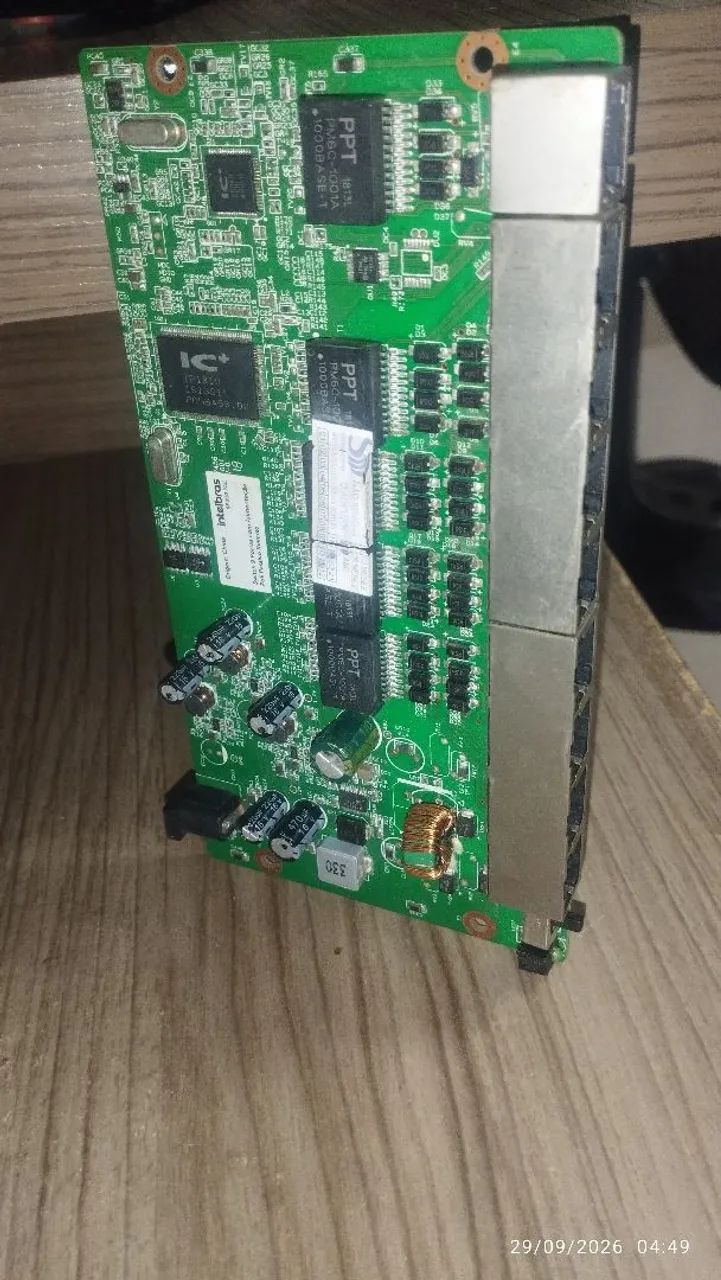 SWITCH PoE Reverso Intelbras DF 910 - Foto 2