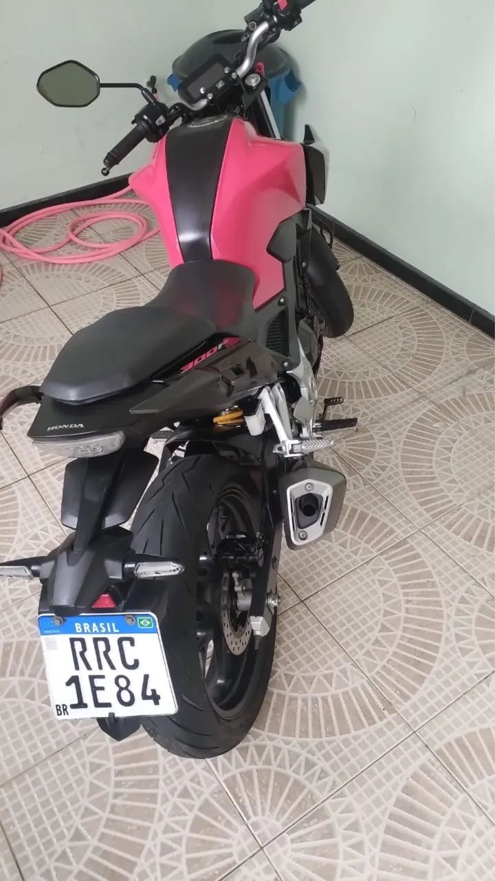 Cb 300F 2023  - Foto 5