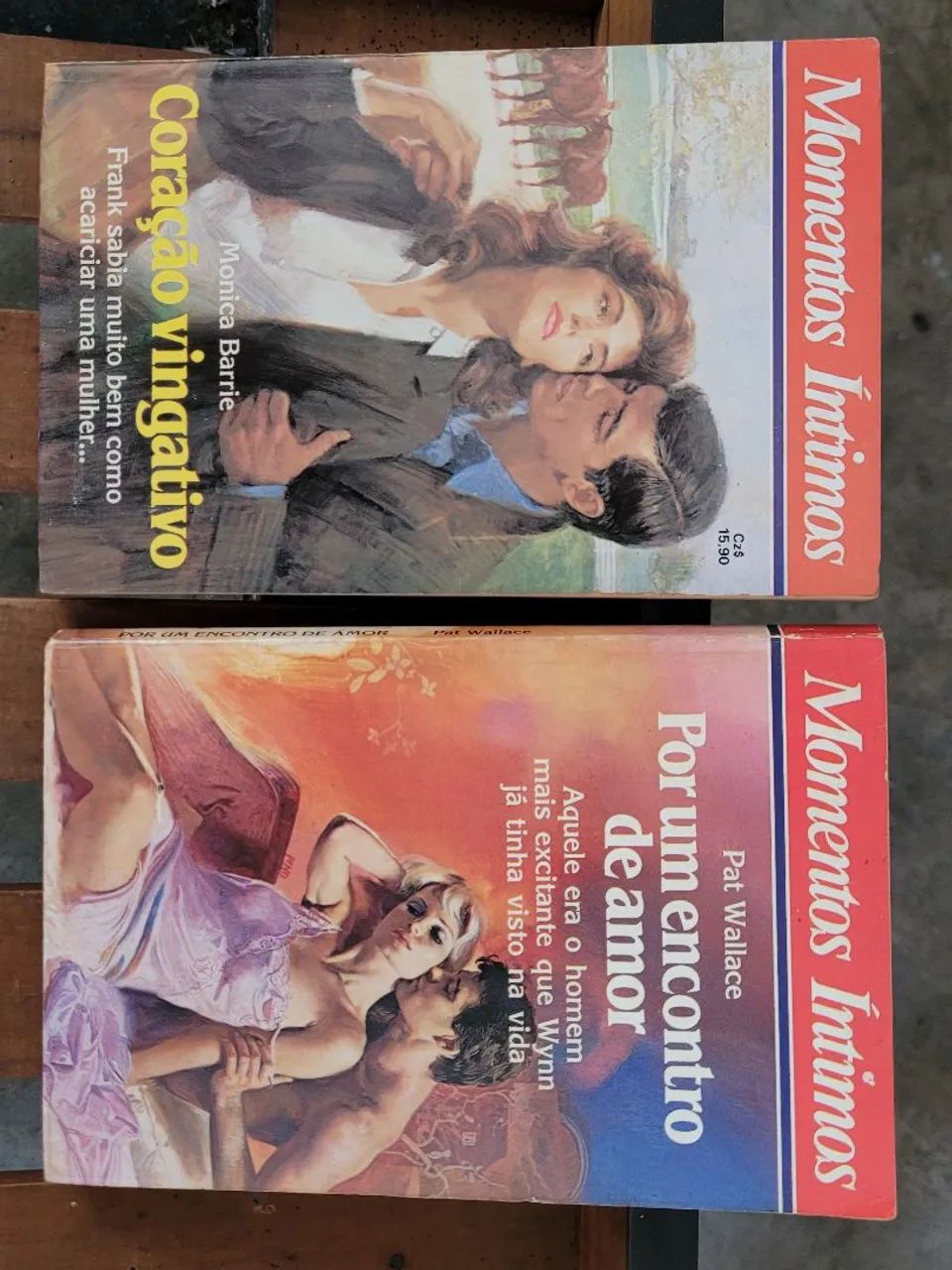 Coleção de livros de bolso