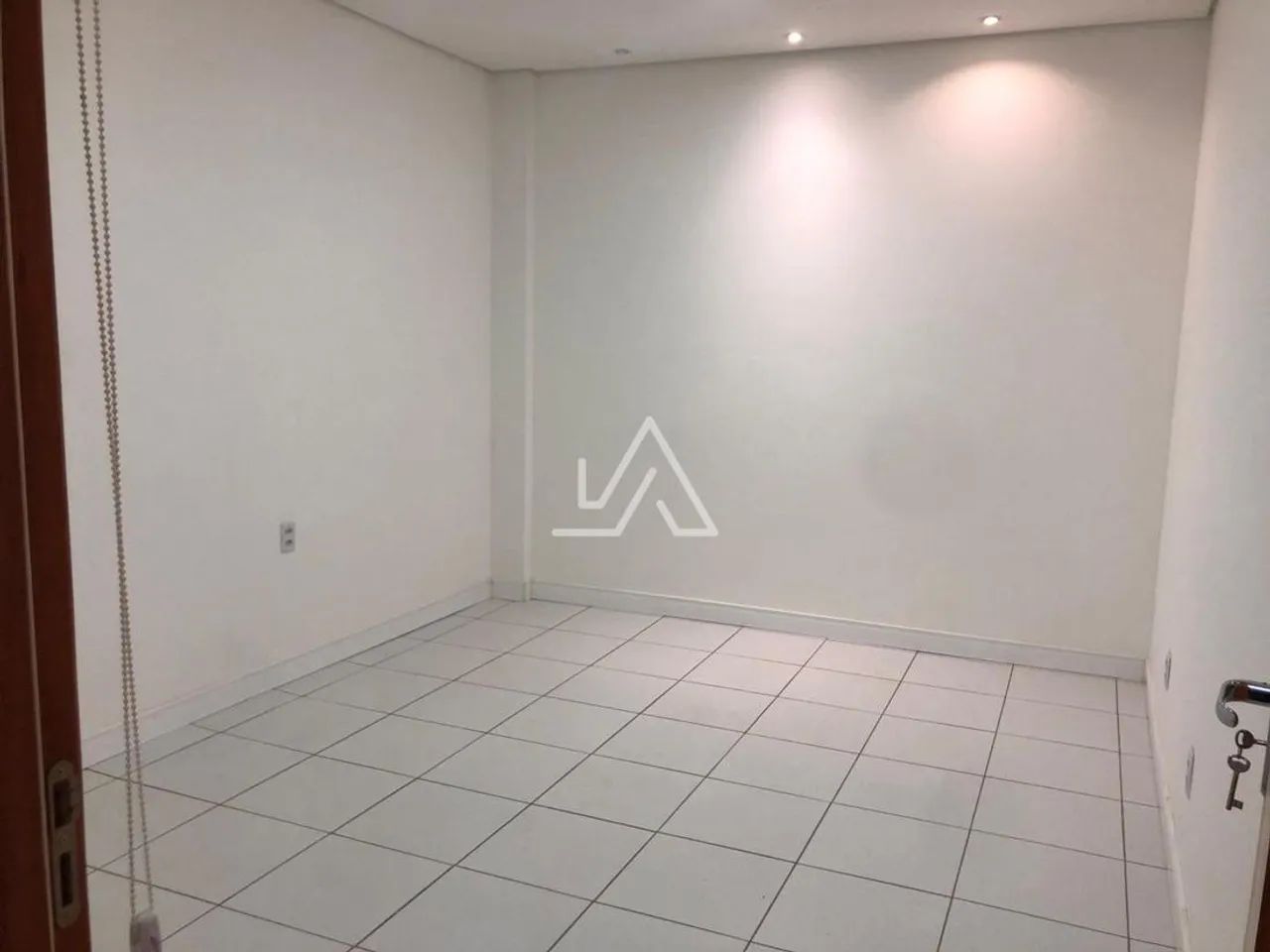 SALA COMERCIAL 56 METROS CENTRO - Foto 5