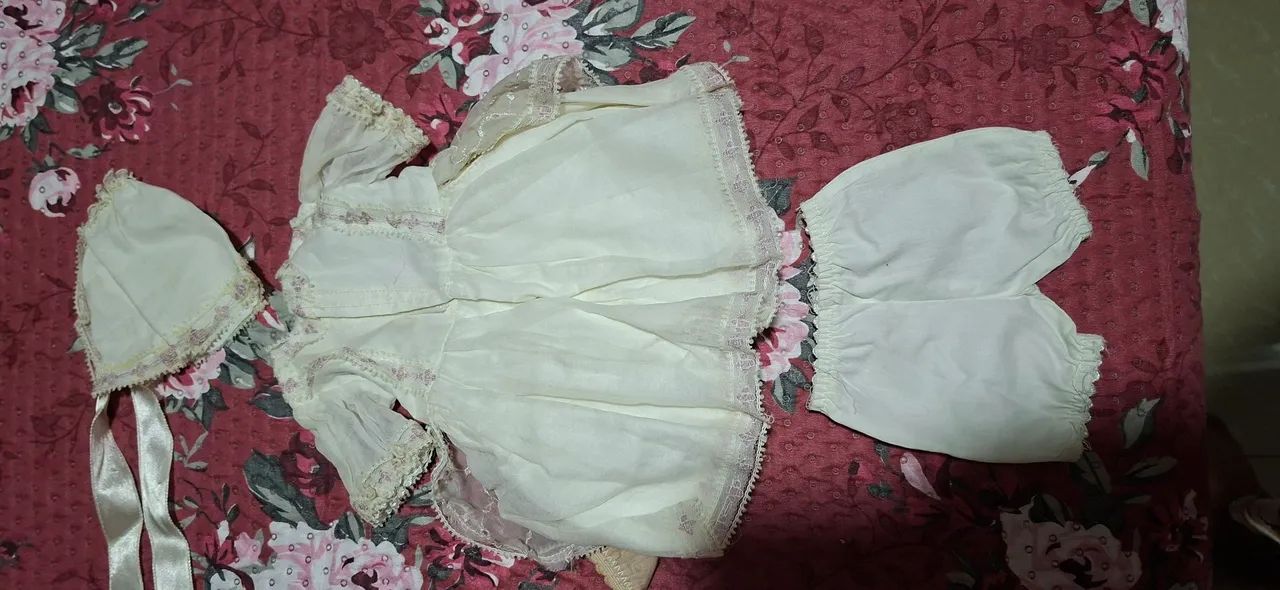 Vestido antigo para bonecas  - Foto 2