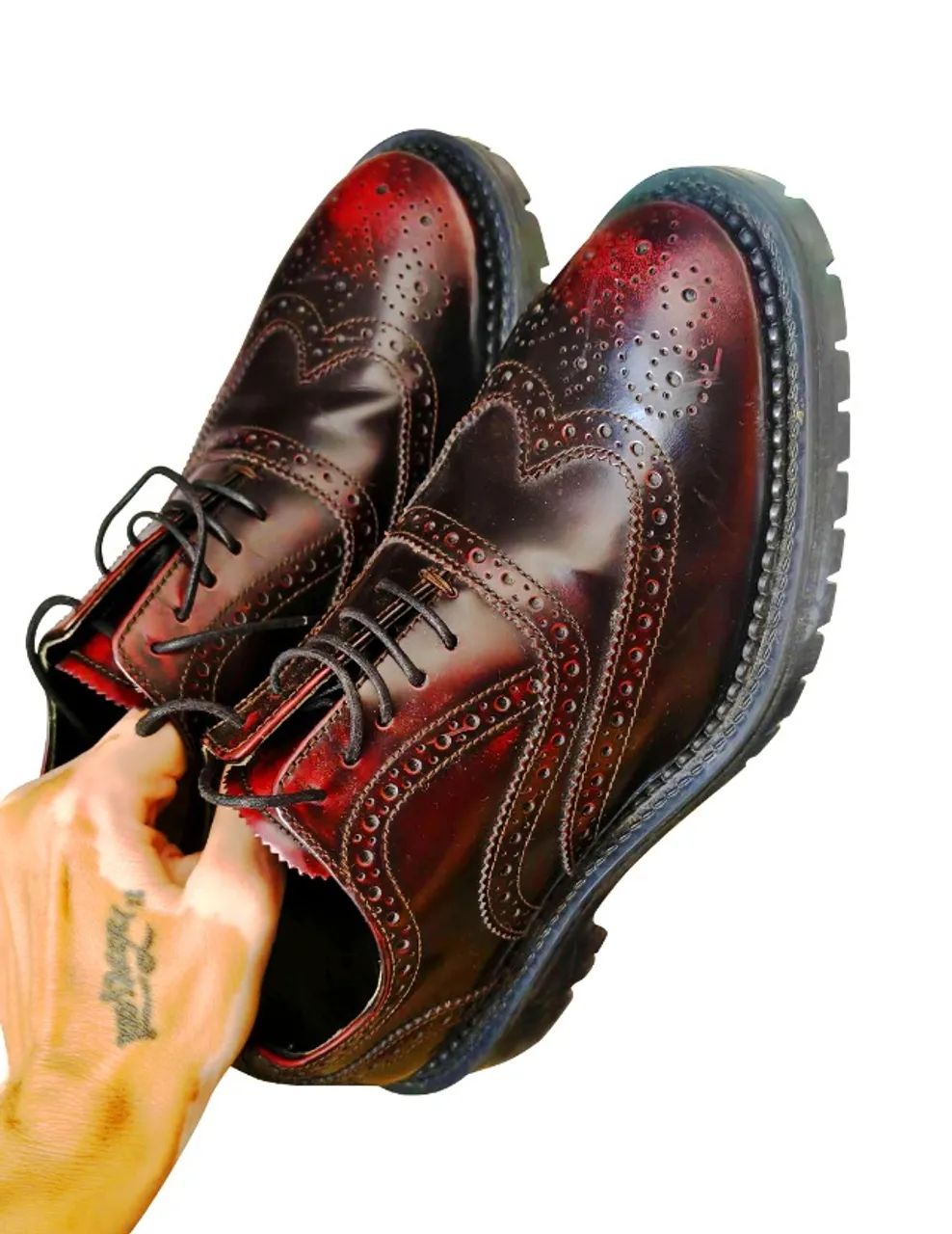 Sapato de couro com brogue bordô | ZARA - Foto 5