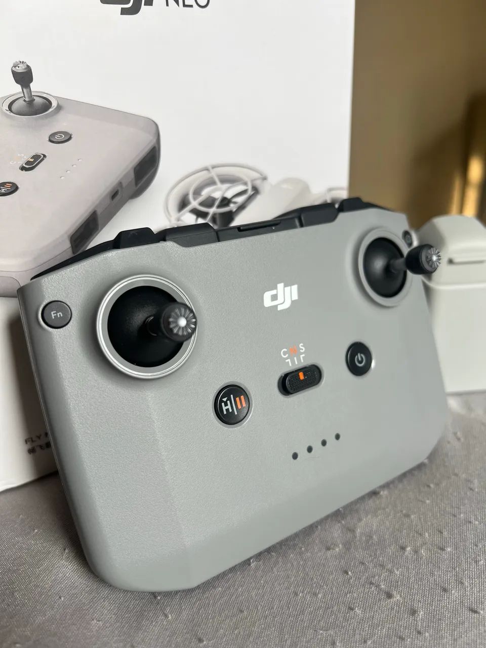 Controle RC-N3 e 2 baterias c/ Hub DJI - Foto 2