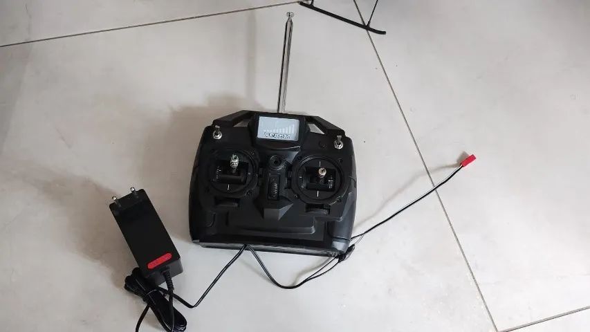 Micro-helicóptero Venom Night Ranger II em bom estado - Foto 2