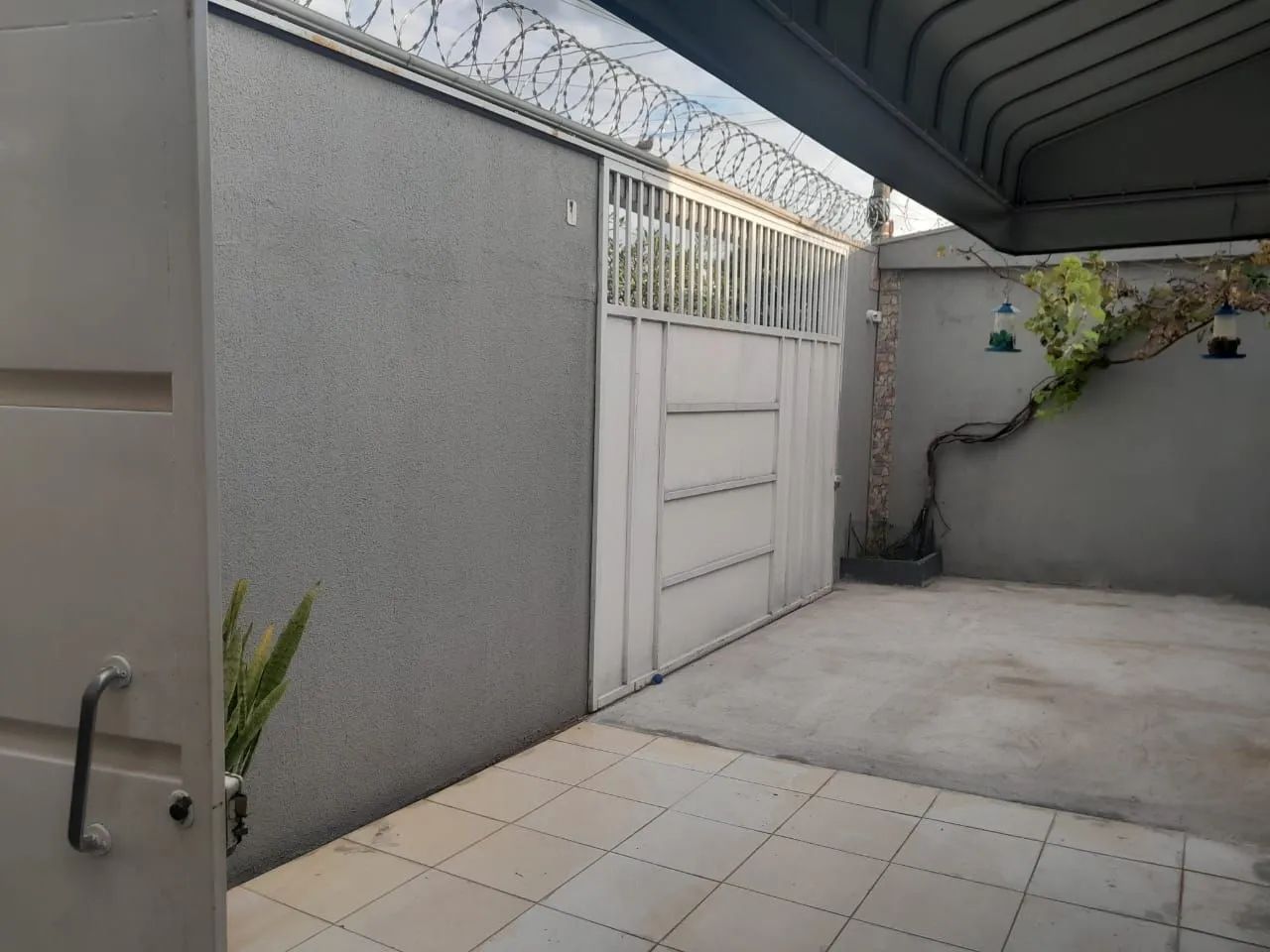 Vendo casa no jardim europa com piscina  - Foto 4