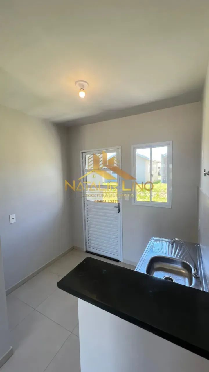ALUGA-SE  CASA EM CONDOMÍNIO IPÊ - Foto 2