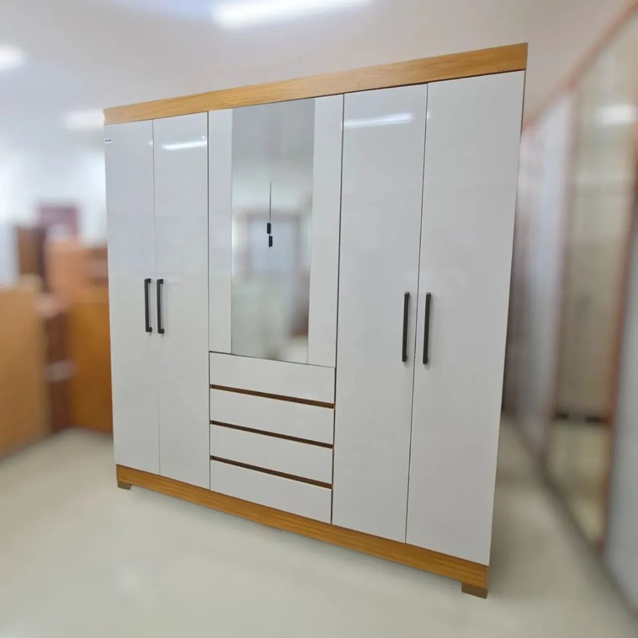 ROUPEIRO OPERA 100% MDF