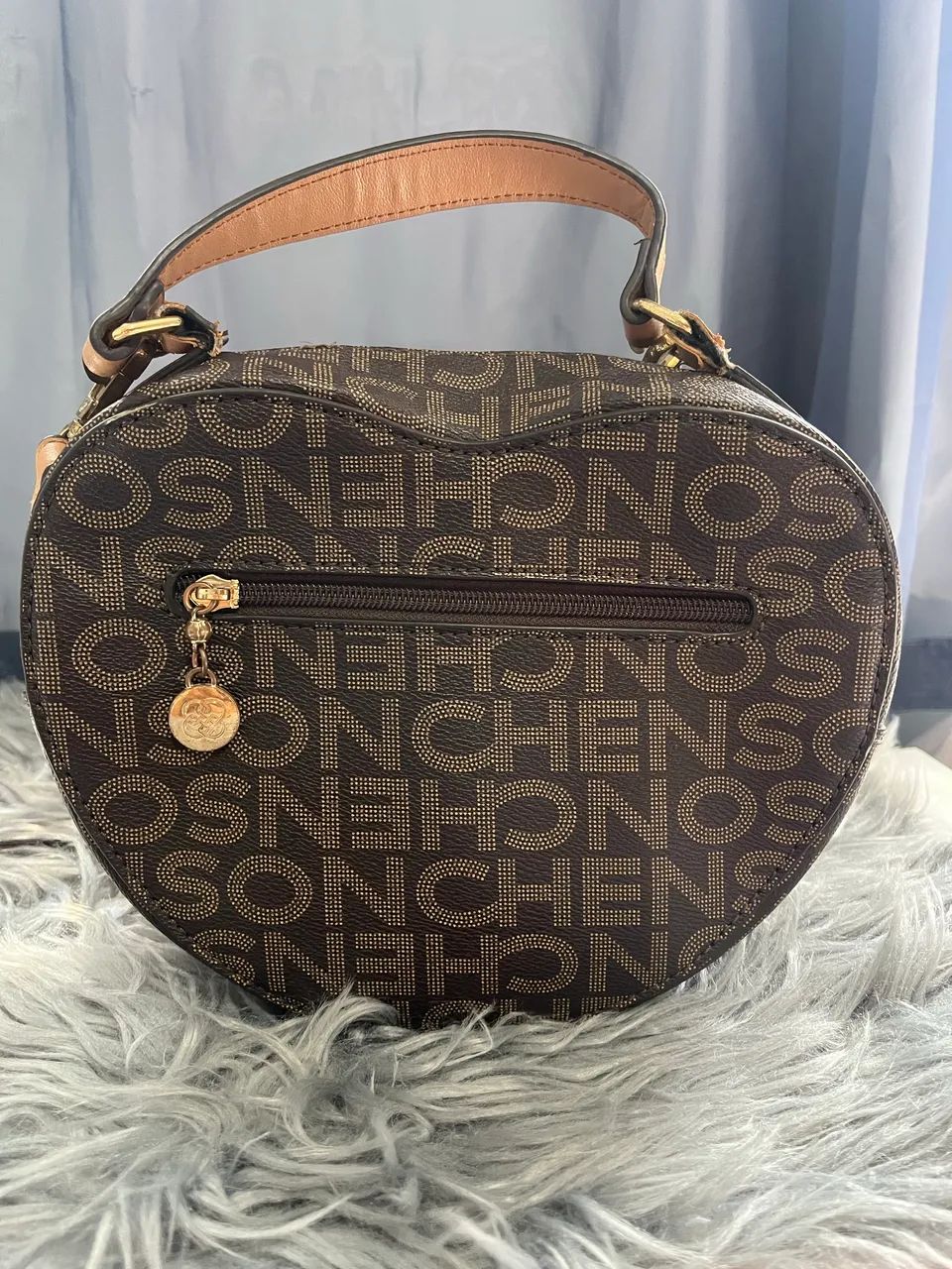 Bolsas Chenso, Petit Jolie, Via uno e Arezzo  - Foto 5