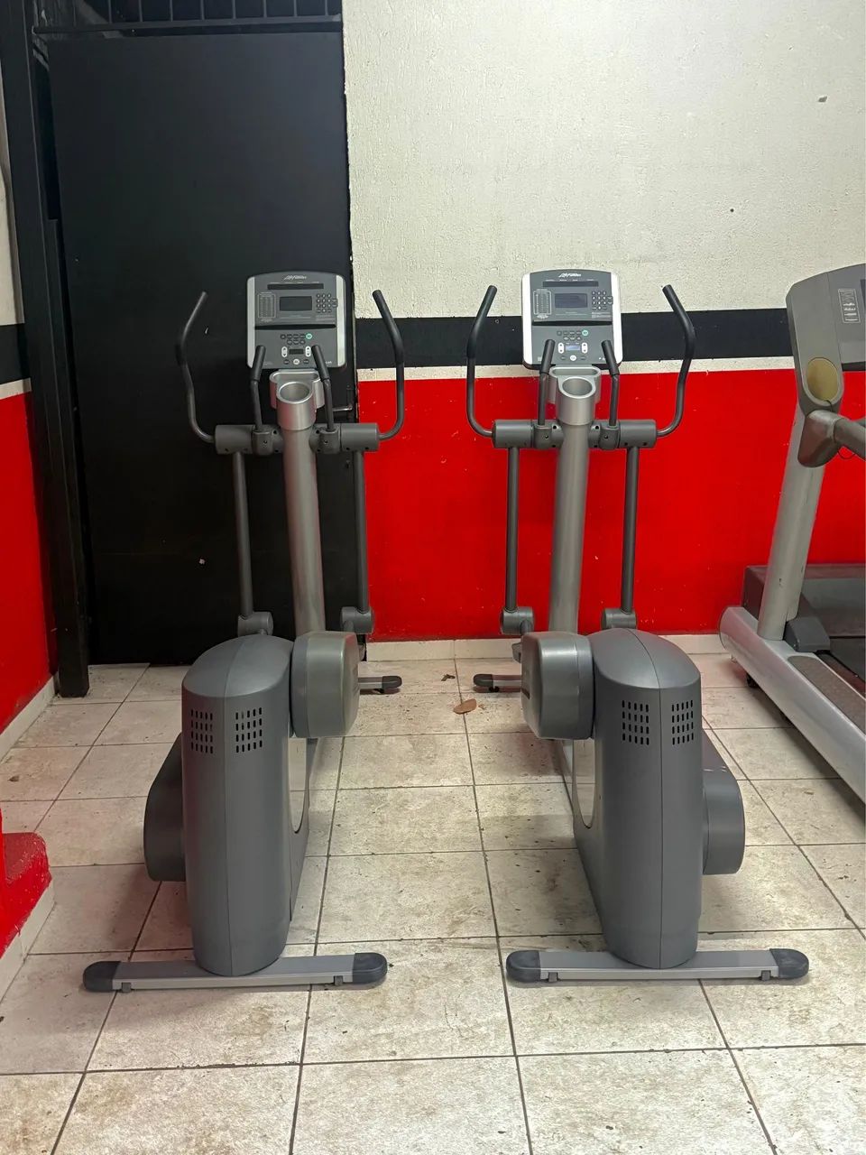ELÍPTICO LIFEFITNESS 