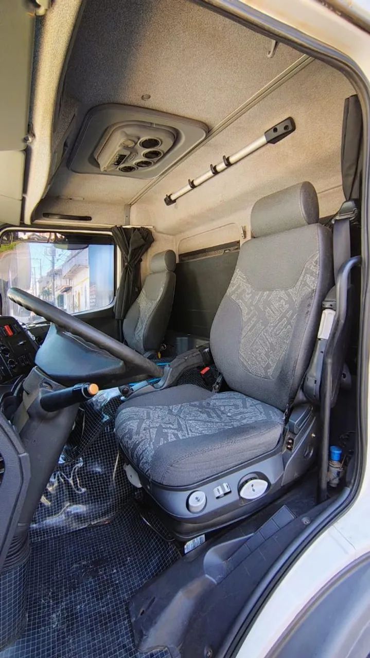 Atego 2430 bitruck 2016 automático  - Foto 12