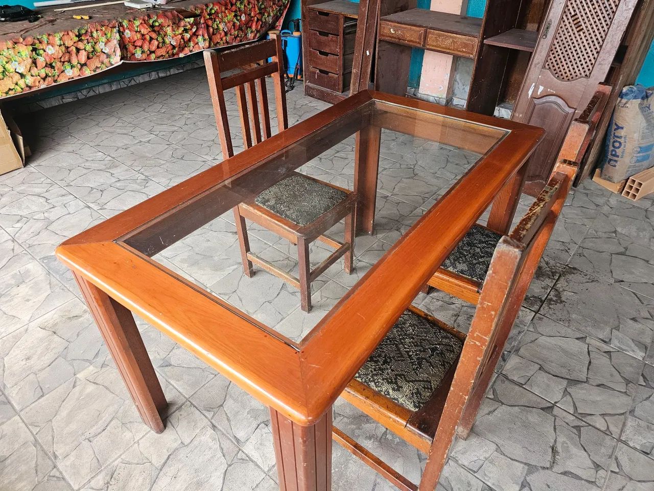 Mesa em cedro 5 cadeiras  - Foto 4