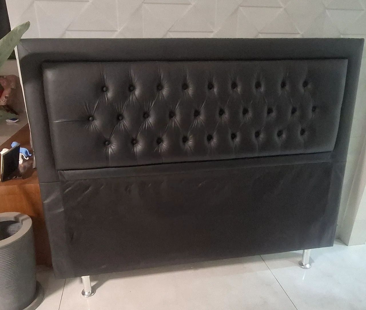 CABECEIRA P/ CAMA QUEEN EM COURINO
