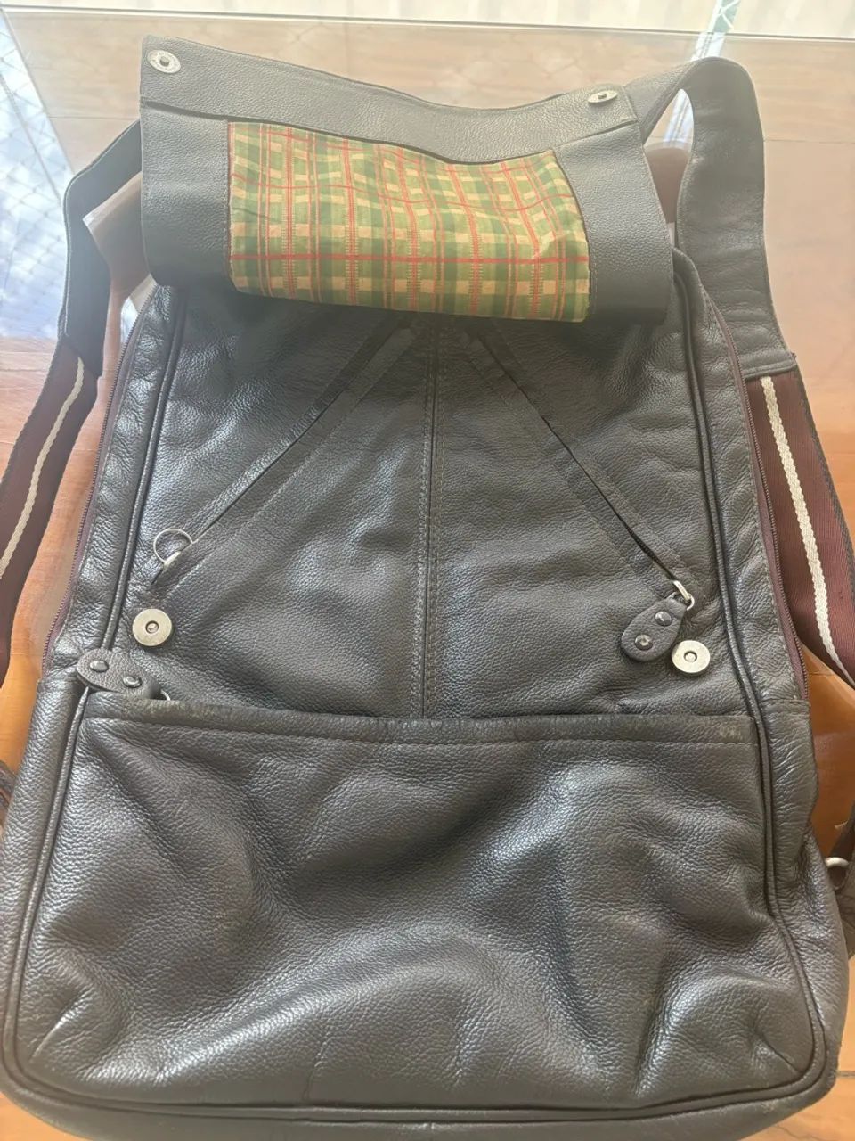 Mochila em couro - Ótimo estado! - Foto 2