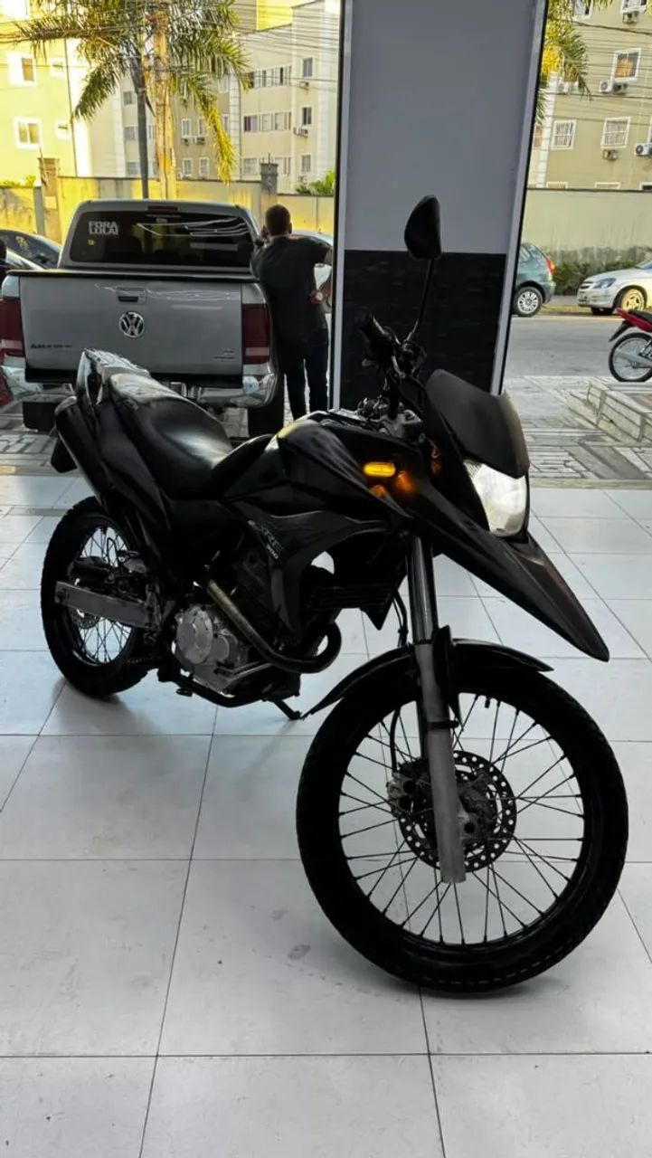 Xre 300 2012