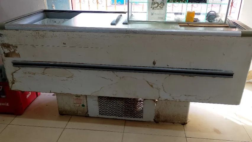 Freezer ilha fricon 568 padrão 
