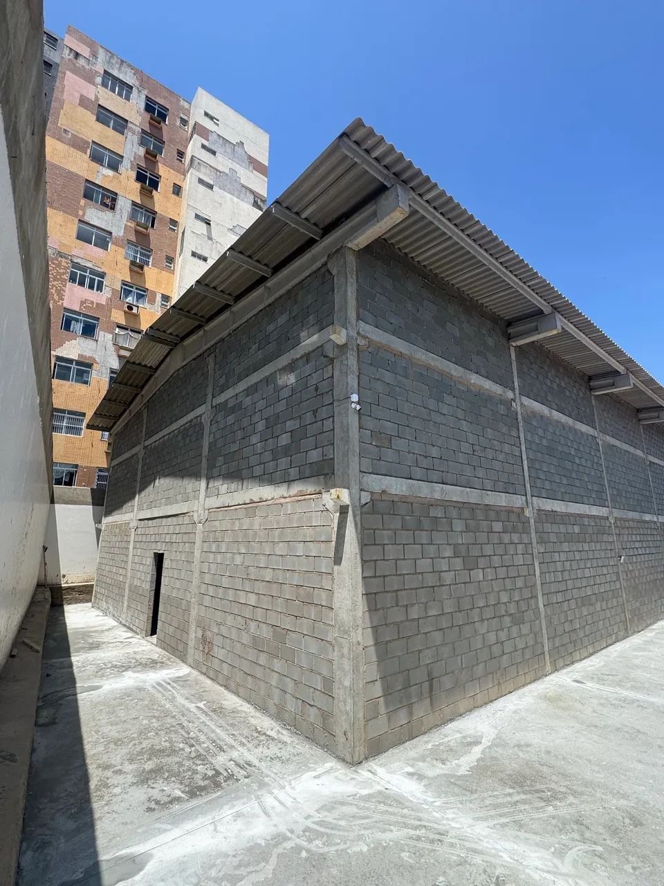 Alugo Galpão 700m2  - Foto 3