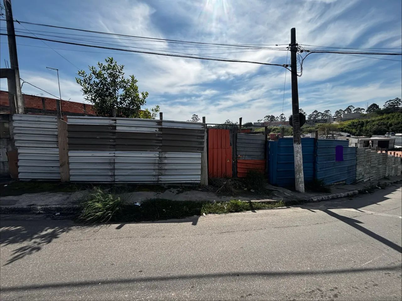 Vendo Terreno Comercial de 300m2.