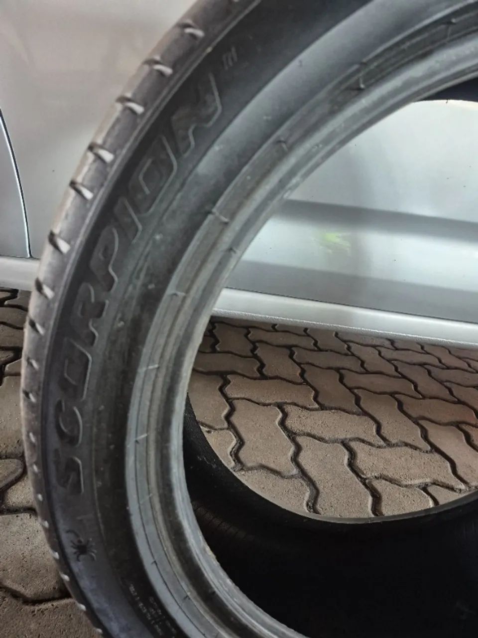 4 Pneus 235/45/19 Pirelli Scorpion seminovo - Foto 2