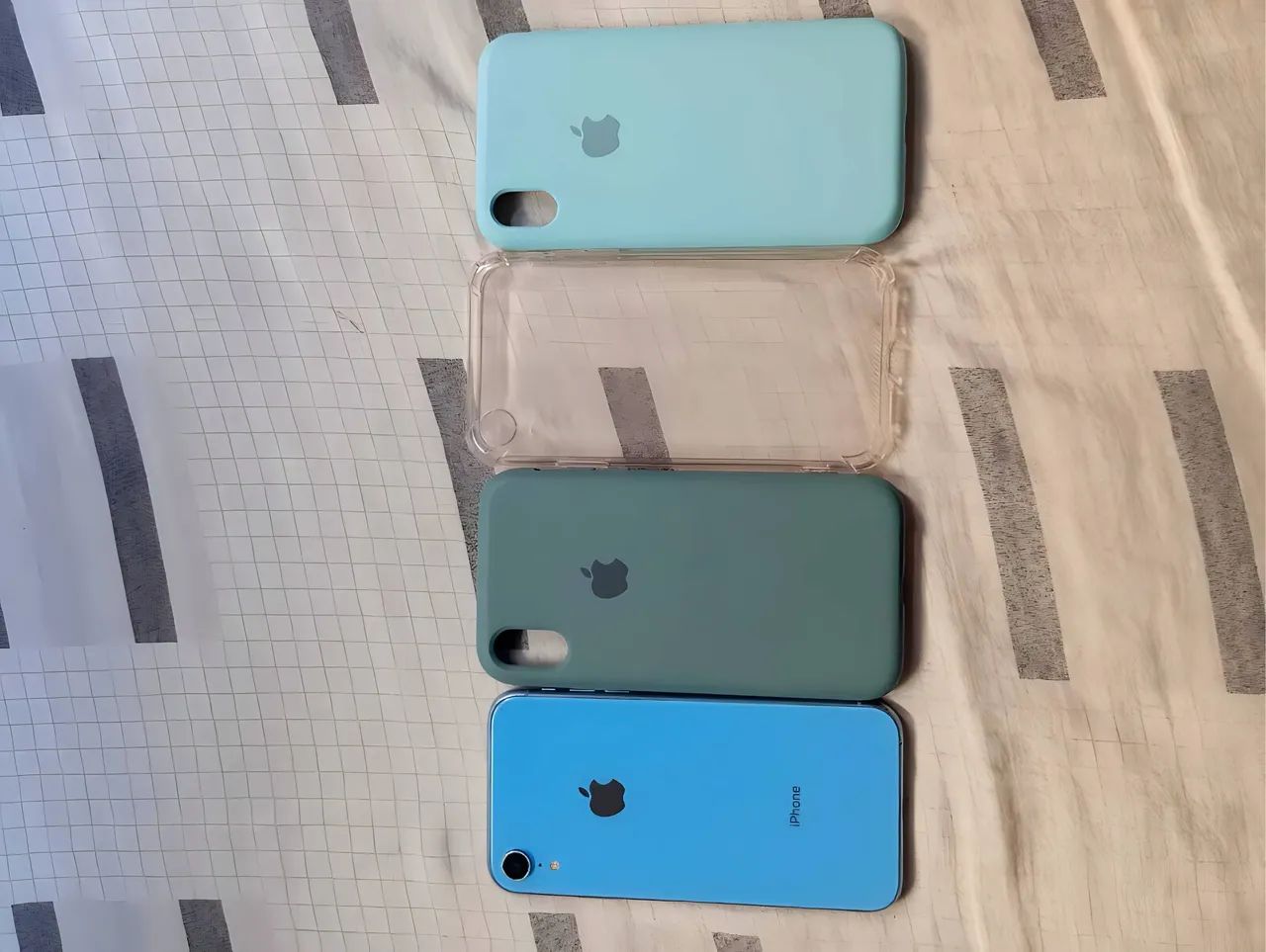 IPHONE XR azul - Foto 2
