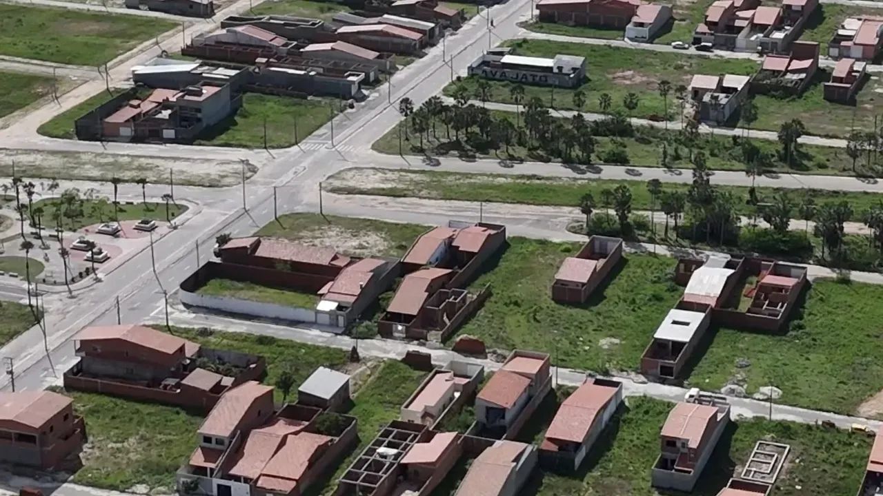 Adquira seu lote em frente ao Mix Matheus de Maracanaú! Pronto para Construir - Foto 3