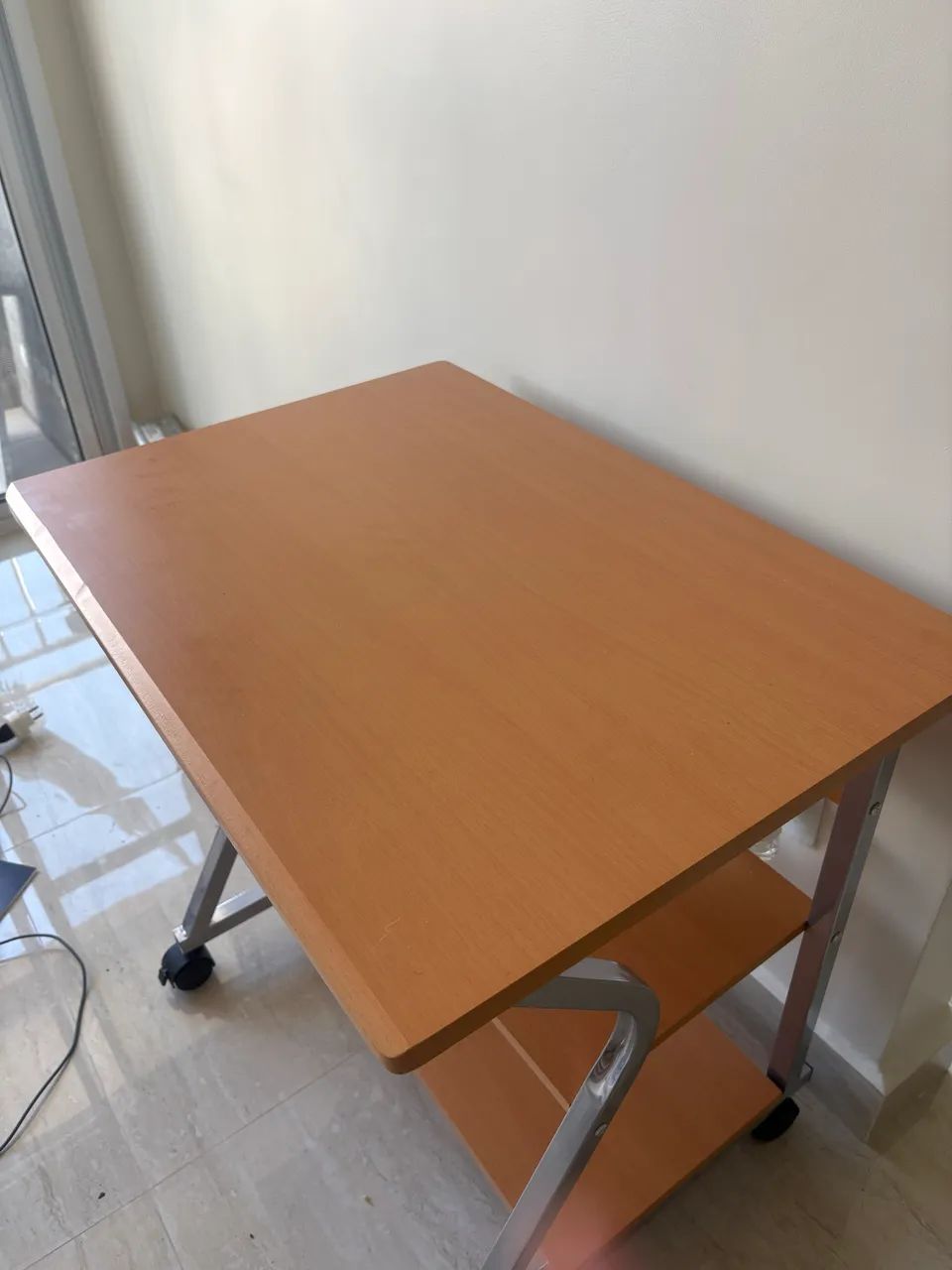 Escrivaninha mesa para computador ou estudos - Foto 2