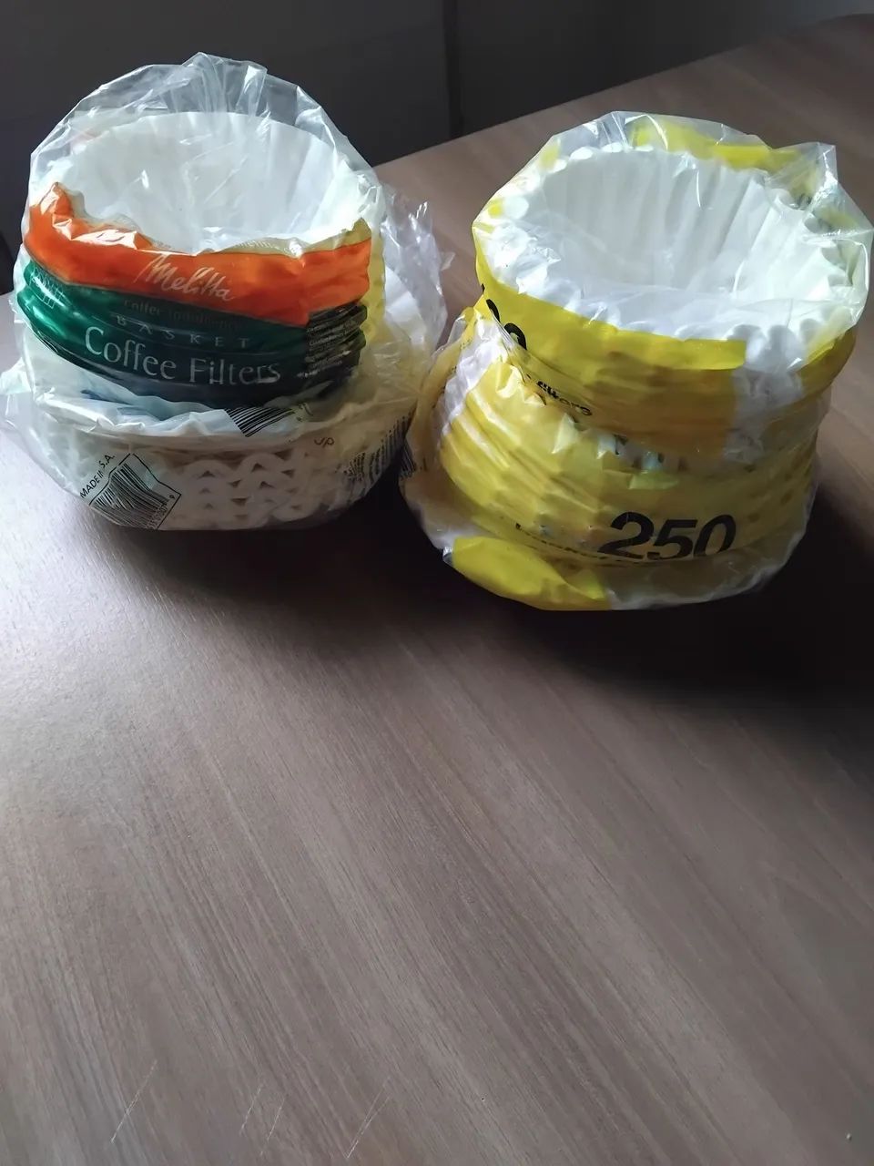 Cafeteira elétrica programável com moedor de café.  - Foto 3