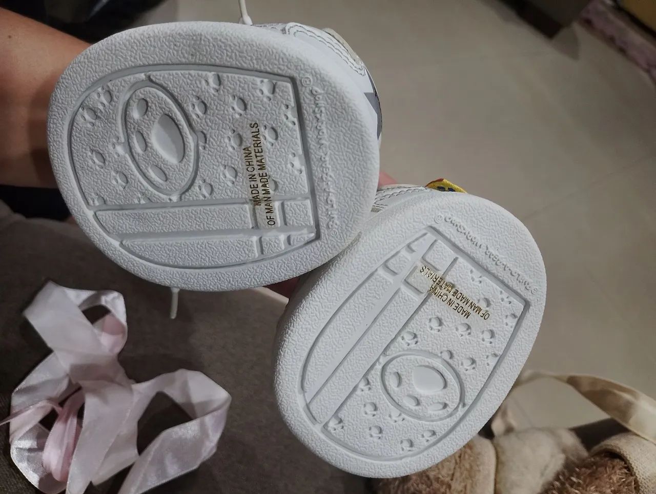 Urso de mochila Basile Lola Moulin Roty - Foto 4