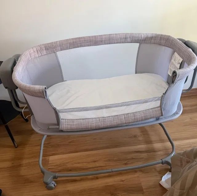 Berço Bebê Mastela Techno 8602 Automático Bluetooth Cinza - Foto 2