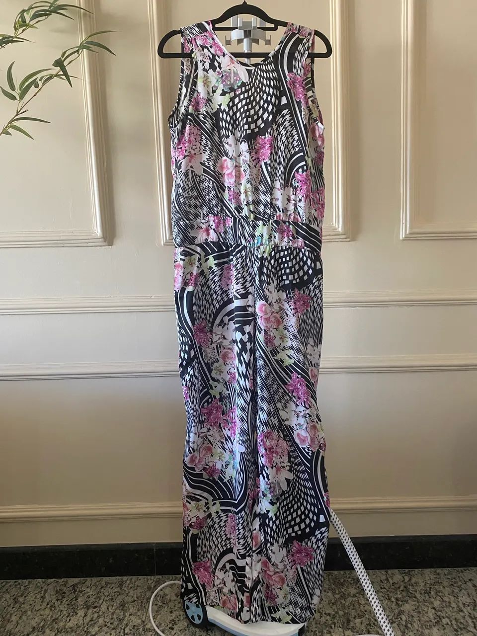 macacão M linda donna estampado floral 