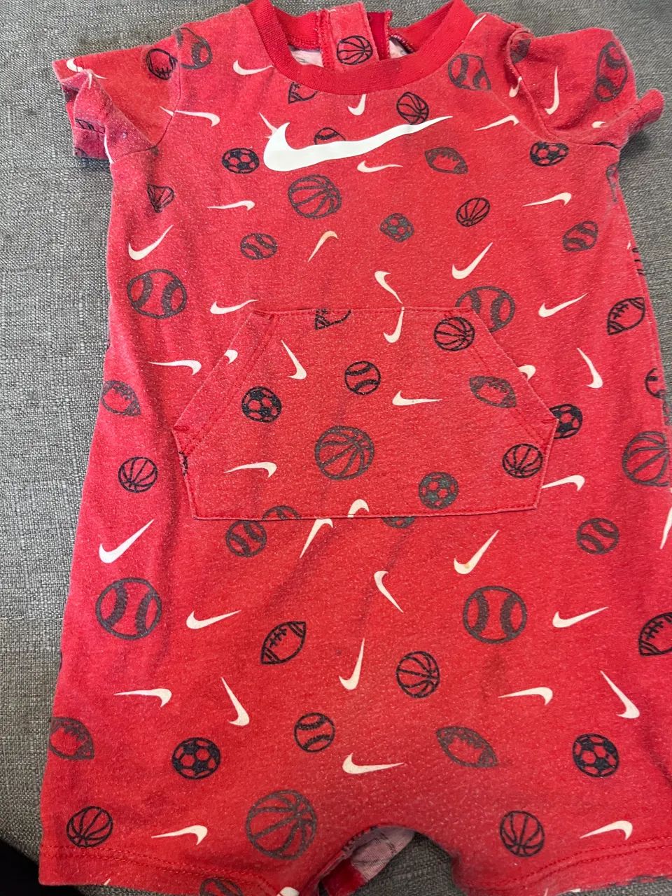 Macacão Nike para bebês