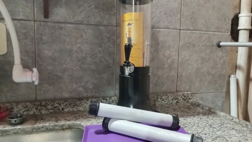 TORRE DE CHOPP 2 L - SEMI NOVA