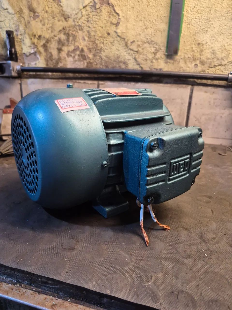Motor Elétrico WEG 2CV 4 Polos Trifásico  - Foto 3