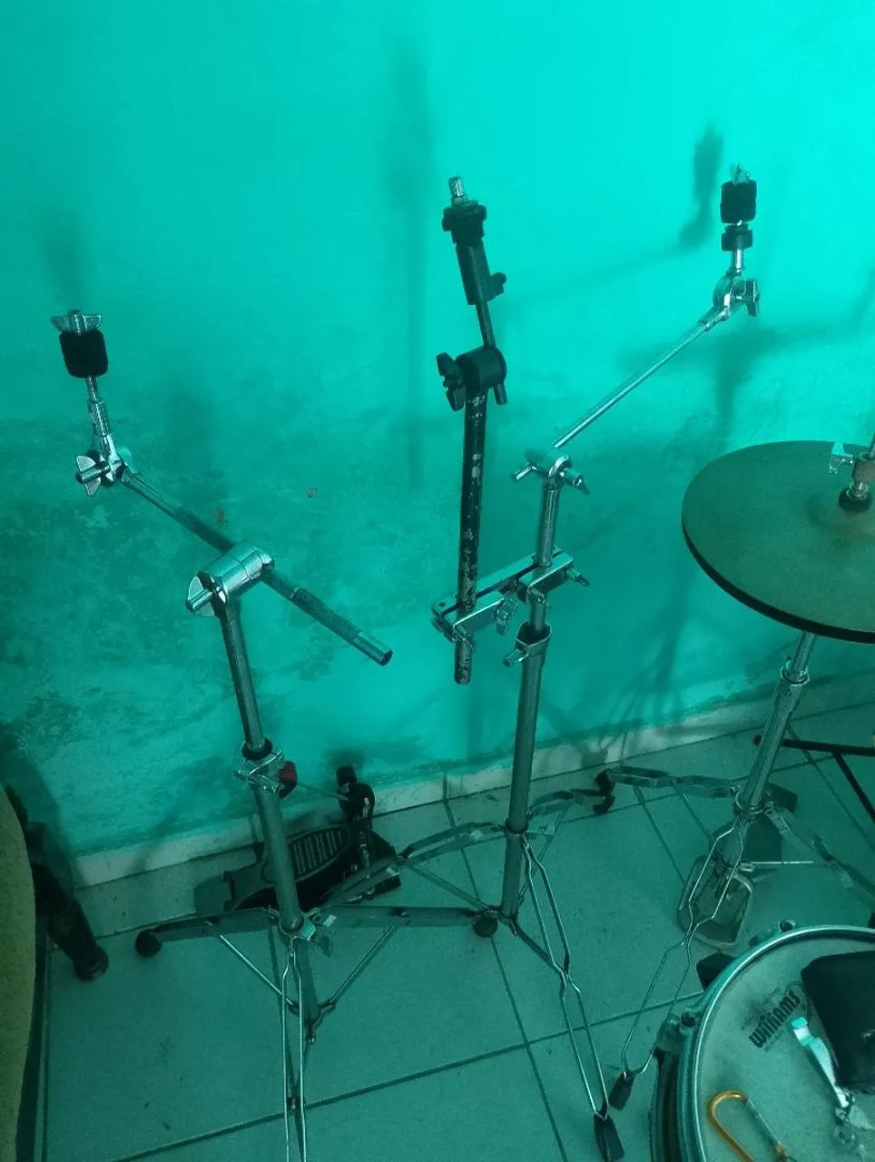Duas estante girafa Sonor com clamp e extensor. - Foto 4