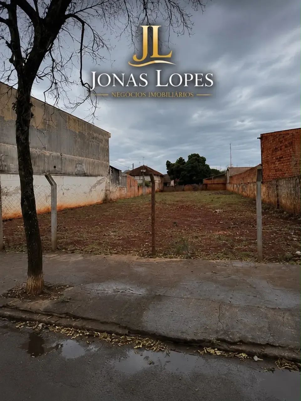 Terreno Comercial 840 mts/ Arapongas -PR - Foto 2