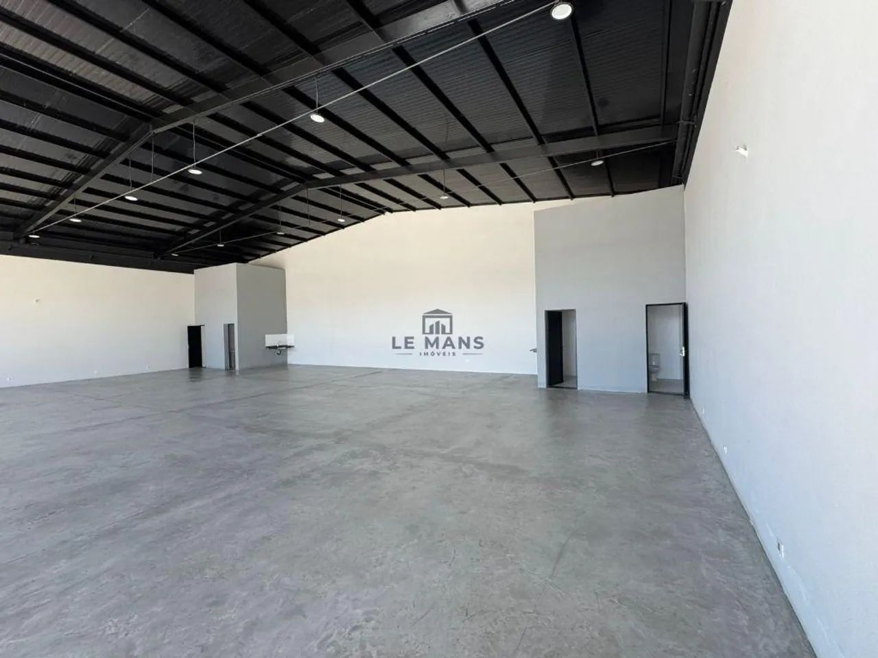 Salão para alugar em Piracicaba, Campestre, com 160 m²