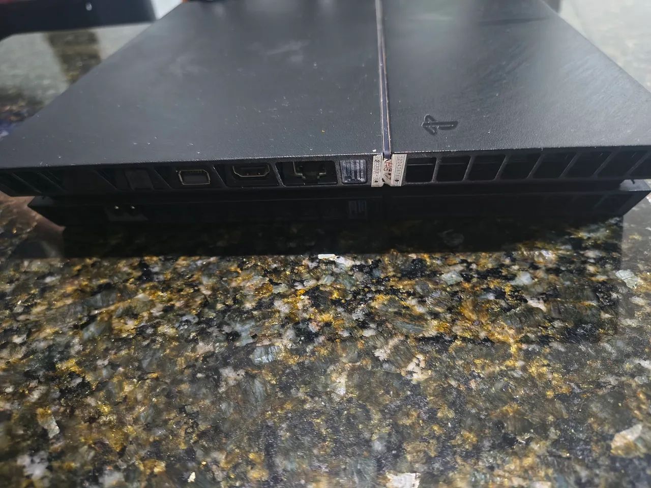 Ps4 funcionando com GTA 5, controle e todos os cabos  - Foto 3