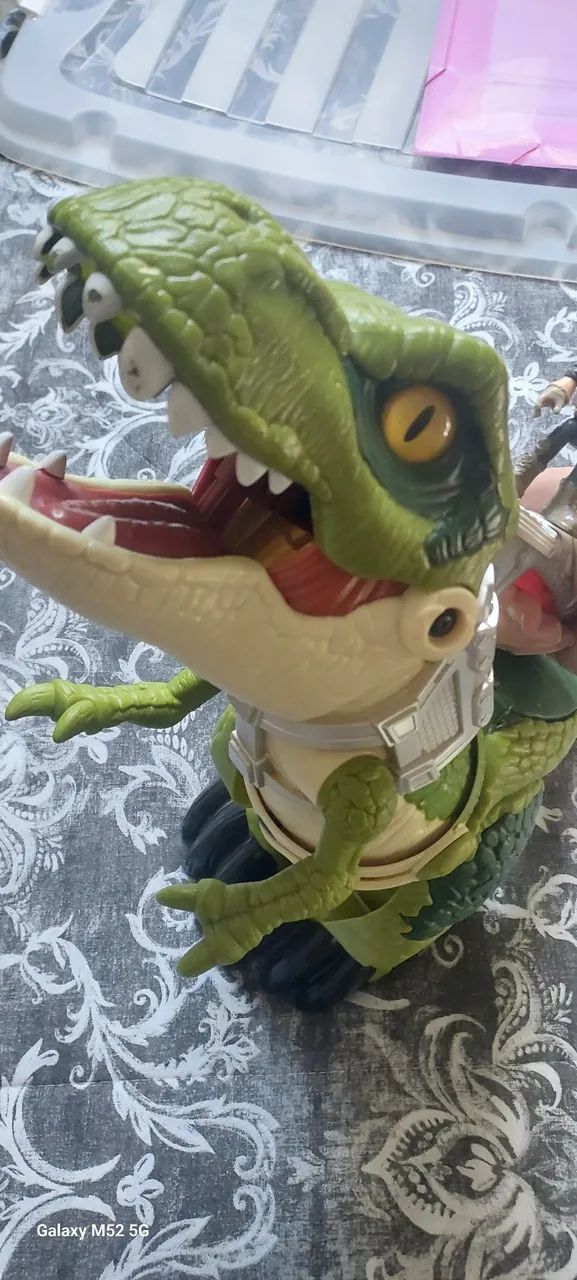 Imaginex dinossauro gigante mega mordida + pack Claire & Girosfera - Foto 3
