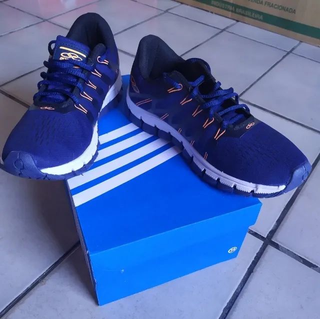 Tênis Mizuno Wave Creation Grafite/Turquesa Pnt. 37 Peça única