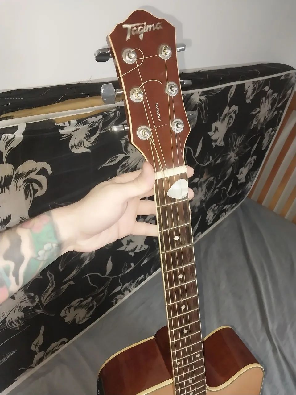 Violão da Tagima