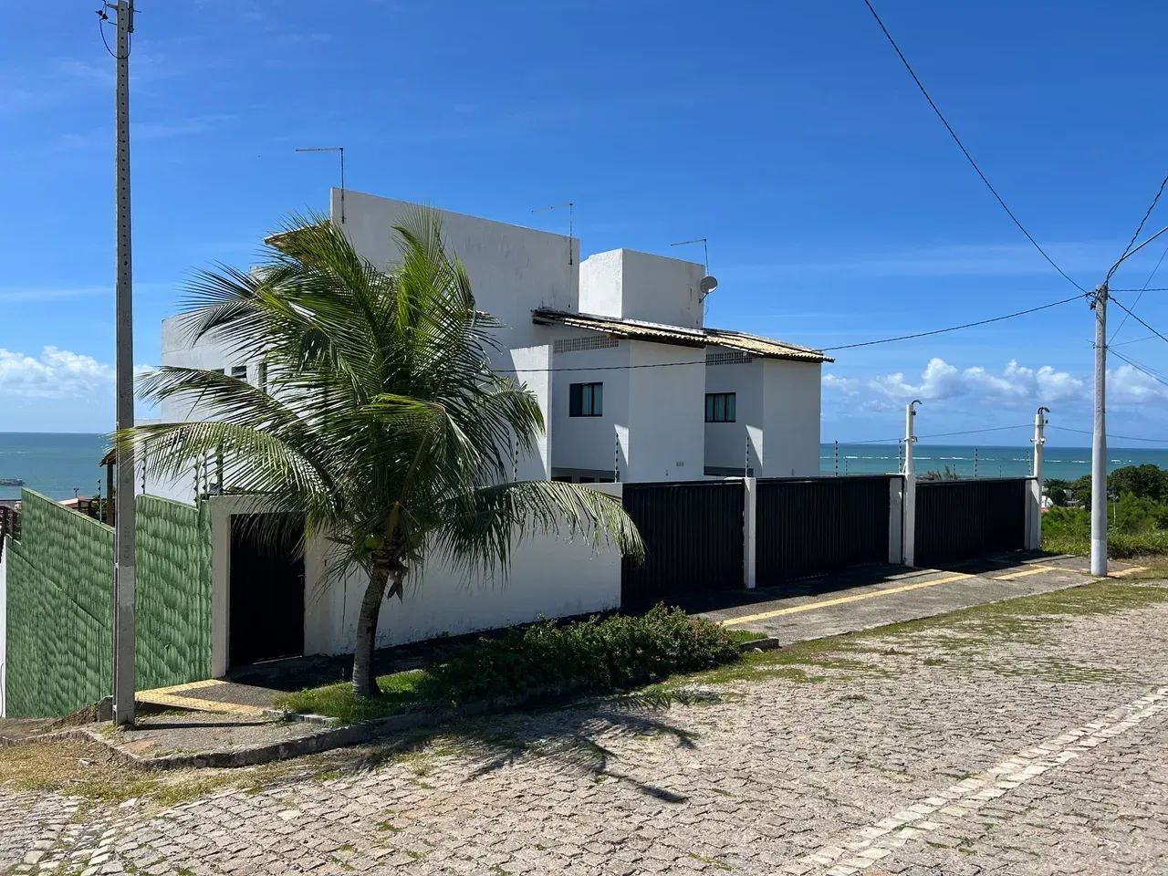 Casa para venda com 562 metros quadrados com 9 quartos - Foto 2