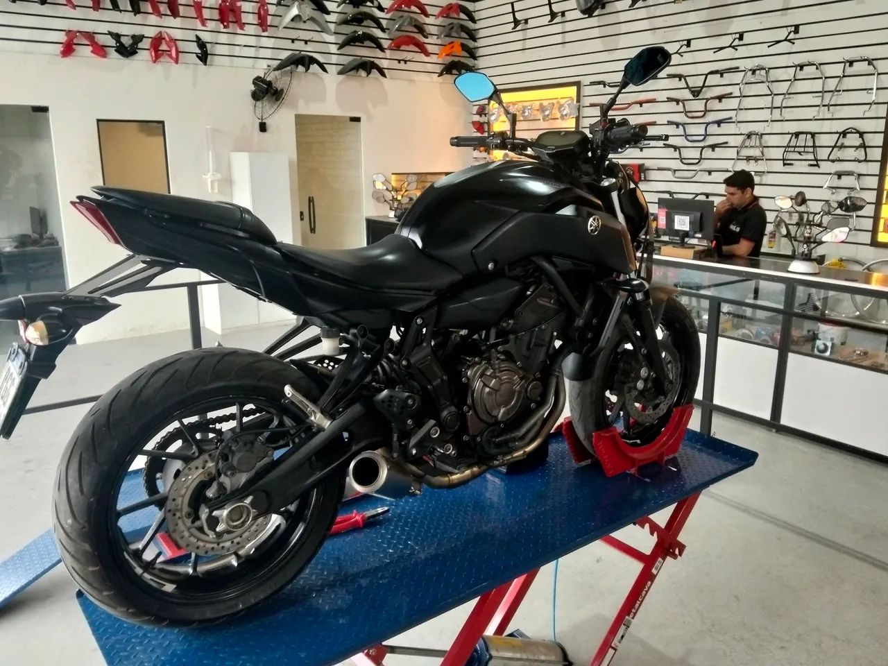 MT 07