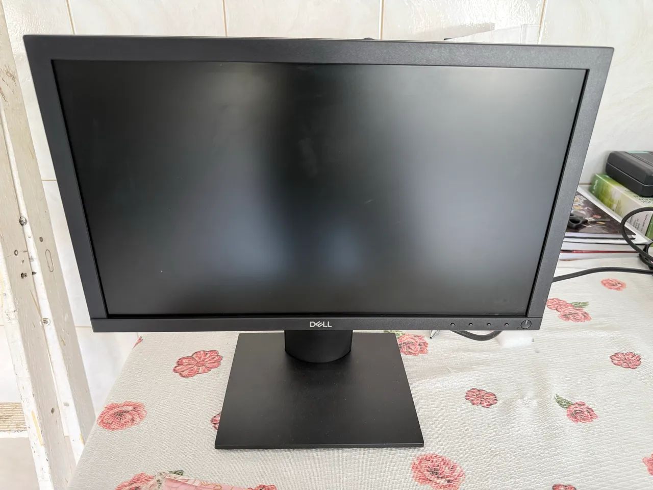 Monitor Dell 18
