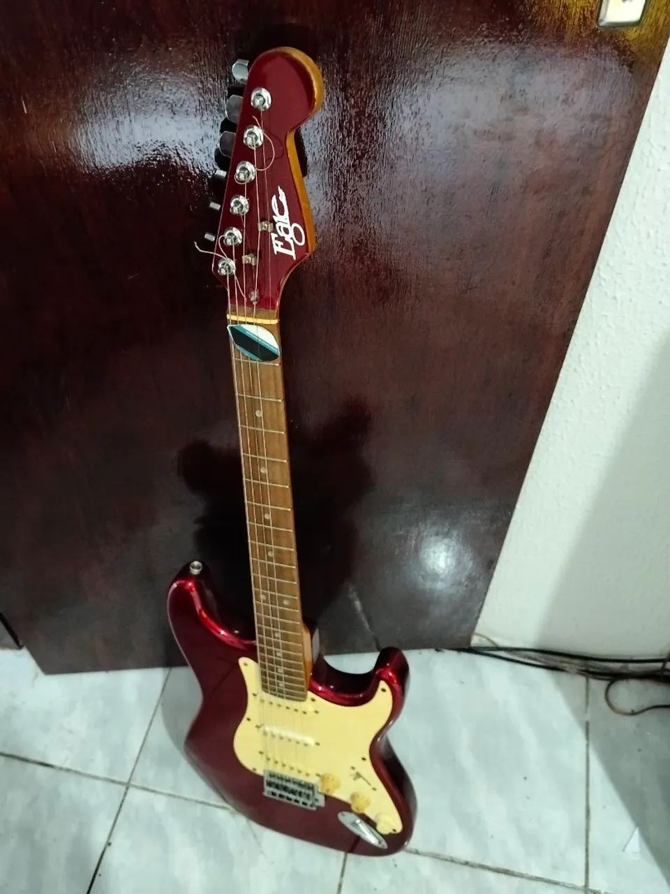 Guitarra Eangle
