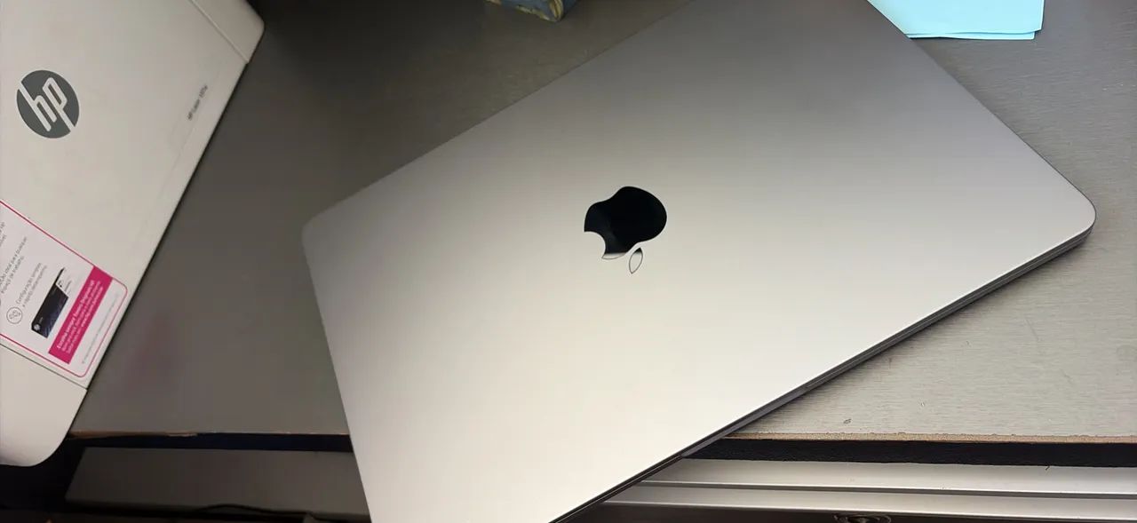 MacBook m3, 16-256, 2024