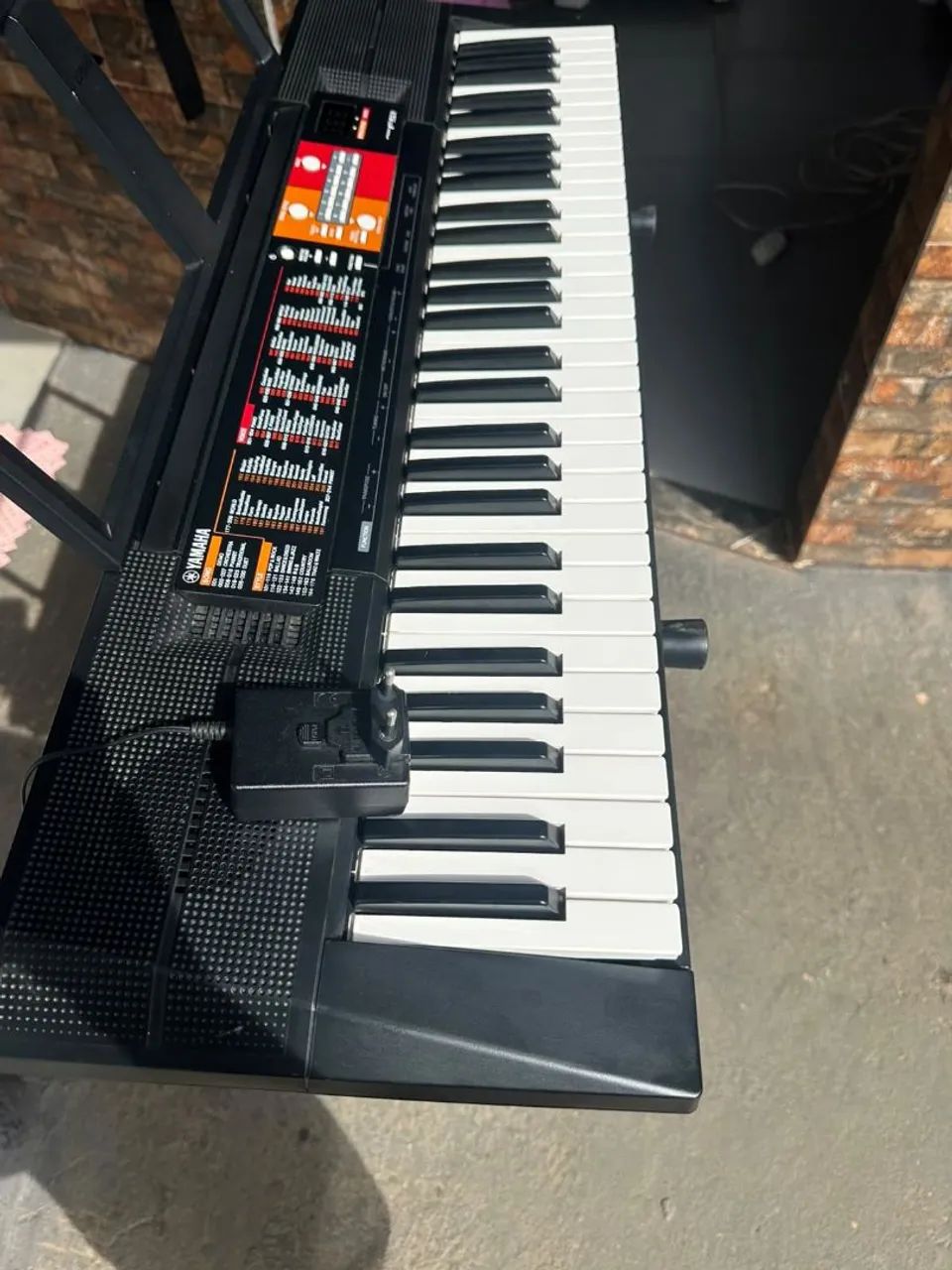 teclado Yamaha psr 51 - Foto 2