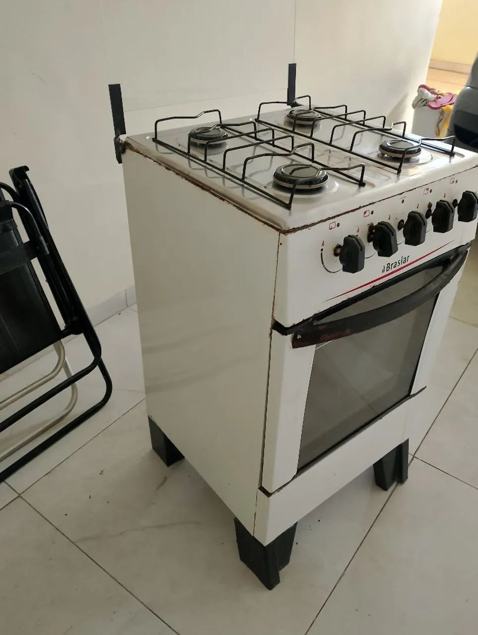 Fogão 4 bocas funcionando perfeitamente  - Foto 4
