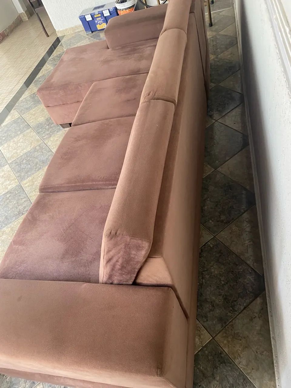 Sofá três lugares com chaise! DESAPEGO BARATO - Foto 4