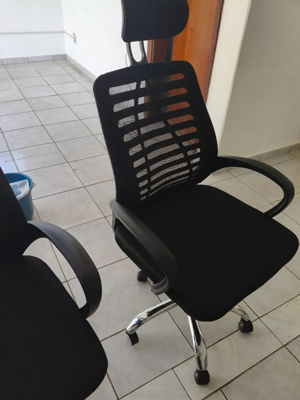 3 Cadeiras ergonômicas para escritório  - Foto 5